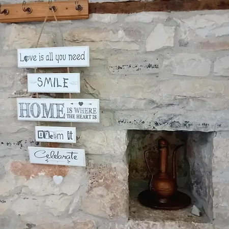 House H Gjirokastër