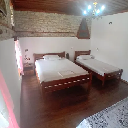 House H 3*