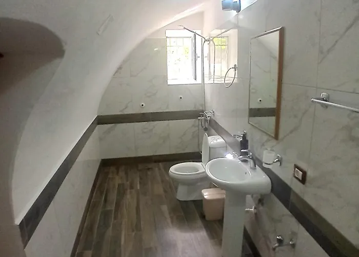 House H 3* Gjirokastra