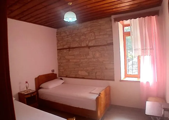 Pensjonat House H 3*