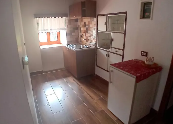 Pensjonat House H Gjirokastra