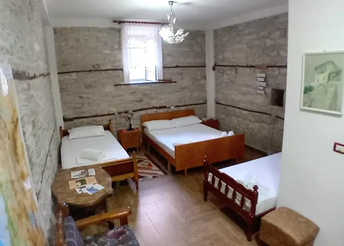 Pensjonat House H 3*