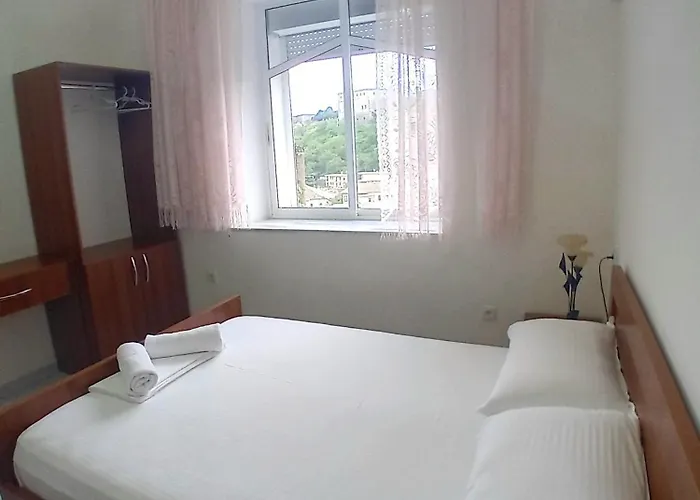 House H 3* Gjirokastër