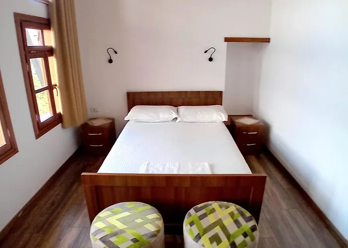 Pensjonat House H 3*